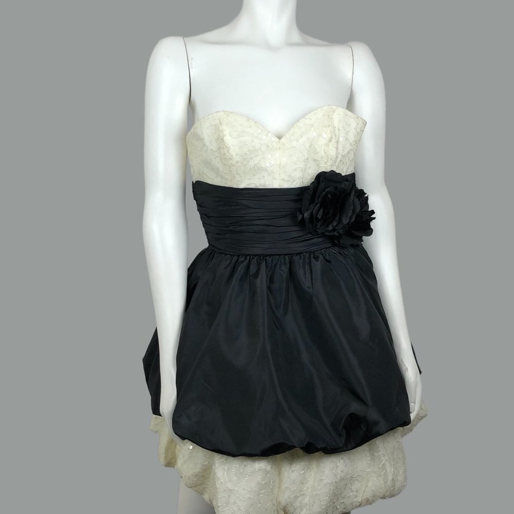 Betsey Johnson Strapless Dress Sequin A-Line Sweetheart Neckline 4 Party Dress